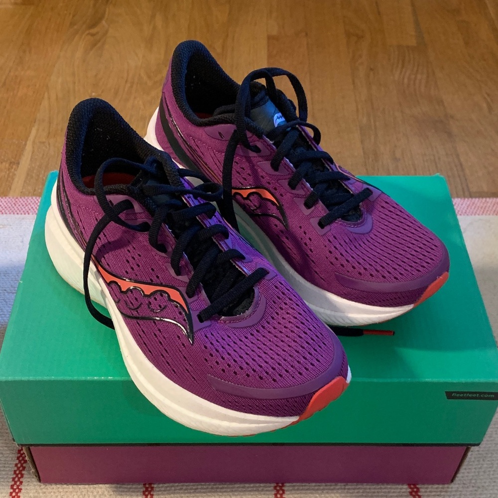Saucony Women's Endorphin Speed 3 W7.5